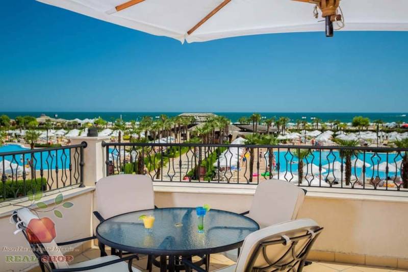 Sunny-Beach-1-bedroom-apartment-Majestic-Beach-Resort-VIK_4166-1024x683.jpg